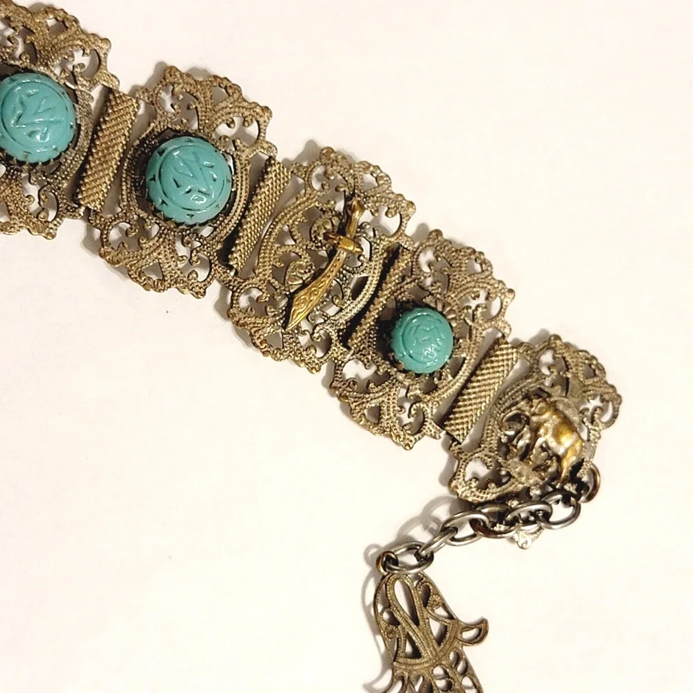 Panel‎ Bracelet Elephant Sword Turquoise Blue Molded Glass Silver-tone sbr-18